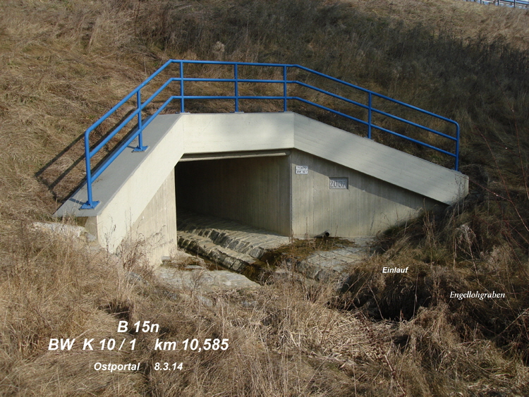 Bundesstrae B 15 n Engellohgraben Wasserdurchla Straenbau k10-1025 (1)
